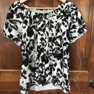 1X/2X Black and White Top